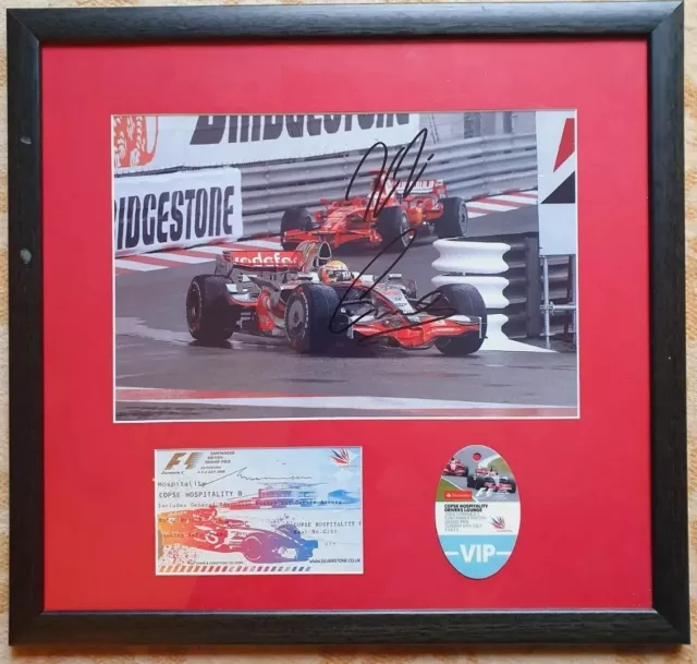 Originale firmato a mano Lewis Hamilton & Kimi Raikkonen Monaco GP 2008 incorniciato COA