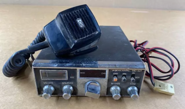 Realistic TRC-427 40 Radio Shack Channel CB Radio Transceiver w/ Mic Power Cord