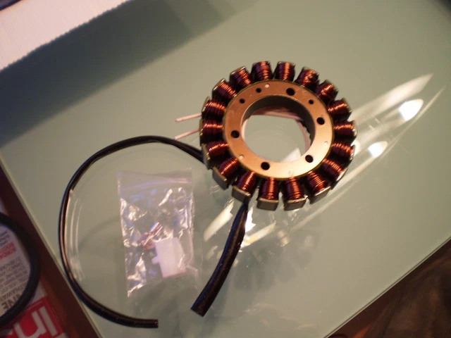 Lichtmaschine Lima Stator Motor Yamaha YZF-R1 RN12 BJ 06 39915km 2SH814500000, 2D1814101000
