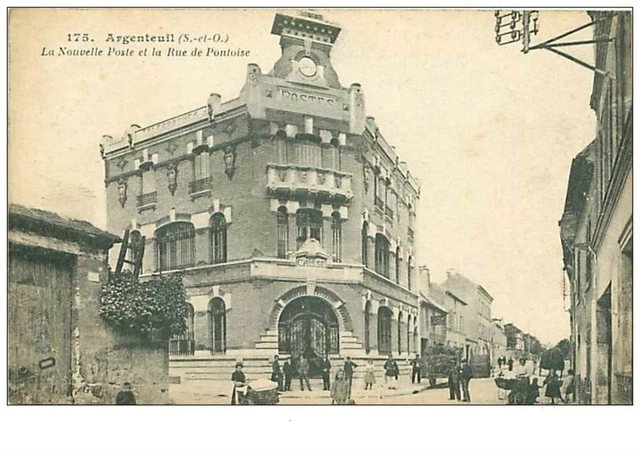 95.SILVEREUIL.n°100.THE NEW POST AND THE RUE DE PONTOISE