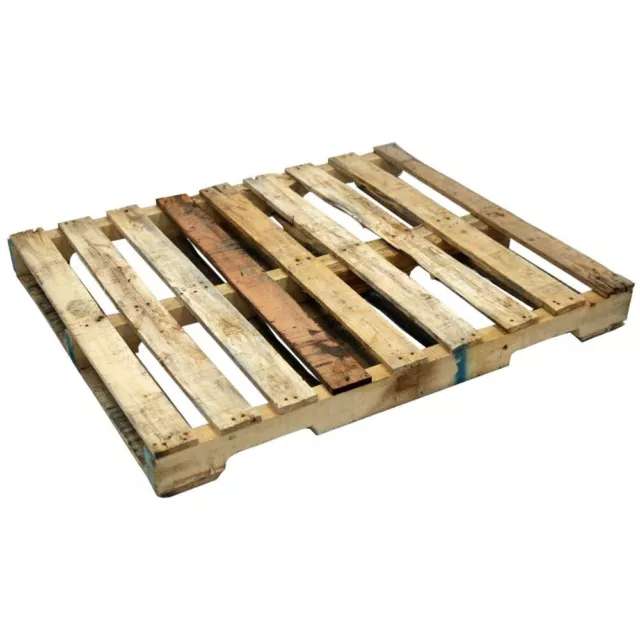 50 pack - Approximately 40 square feet Reclaimed Pine Pallet Boards DIY Projects