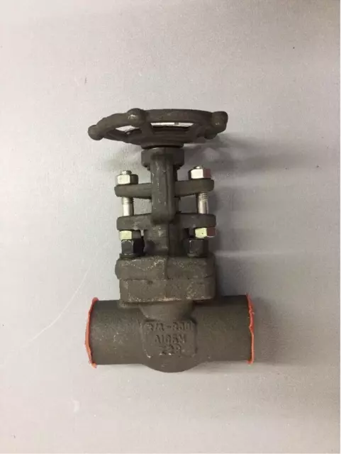 New old stock DSI 3/4 Gate Valve 3/4-800 A10SN Z28, 4111-A8-18 DC5/S5