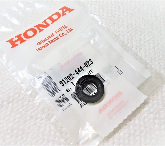 GENUINE HONDA GEAR Shift Shaft Seal Xr200 Xr250 Xr350 Xr400 Xr500