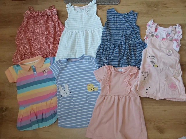 Girls Age 3-4 Years Large Pretty Summer Dress Bundle