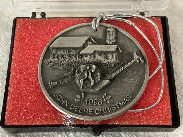*JOHN DEERE 1998 One Bottom Plow & Barn Pewter Christmas Ornament Spec Cast jd