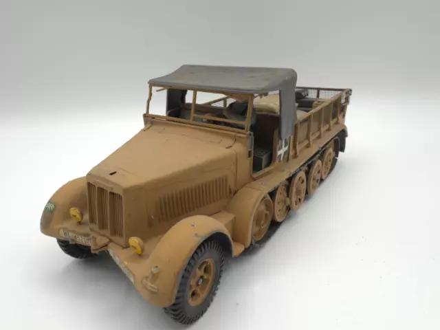 1:35 Sd.Kfz 9 Famo Kettenfahrzeug Panzer Tank - gebaut, bemalt