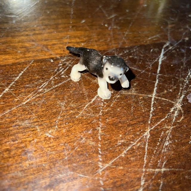 Hagen Renaker Figurine