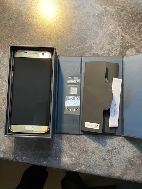 Samsung Galaxy S7 Edge G935f 32GB Unlocked - Gold Platinum