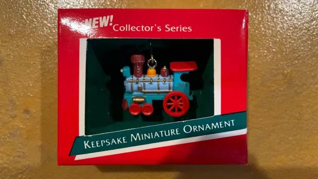 1989 HALLMARK Keepsake LOCOMOTIVE NOEL R.R. #1 Miniature ORNAMENT QXM576-2 - NEW