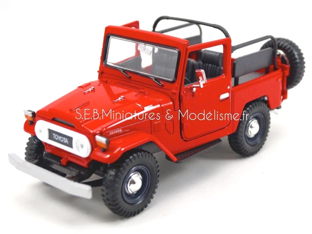 MOTORMAX MTM79323MBK TOYOTA FJ40 1974 HARD TOP MATT BLACK 1:24 Modellino - Foto 2