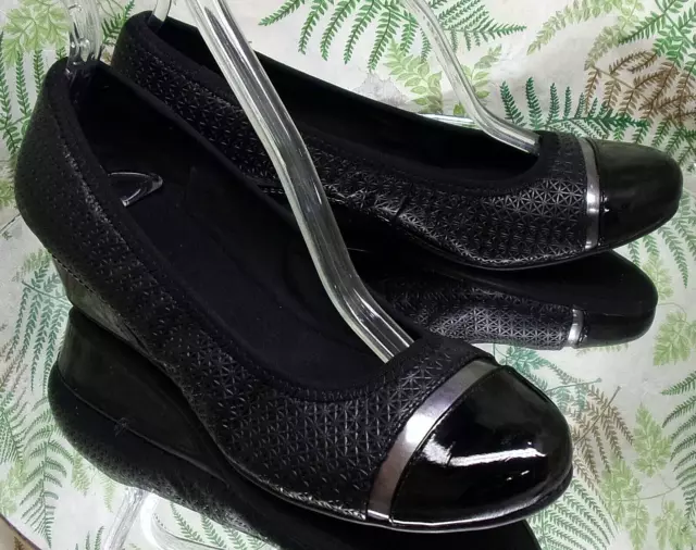 Easy Spirit Desire Black Leather Loafers Slip On Dress Shoes Heels Womens Sz 8 M