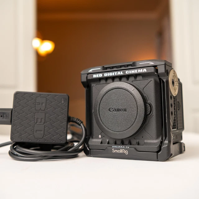 RED Komodo 6k Cinema Camera (only 100hrs)