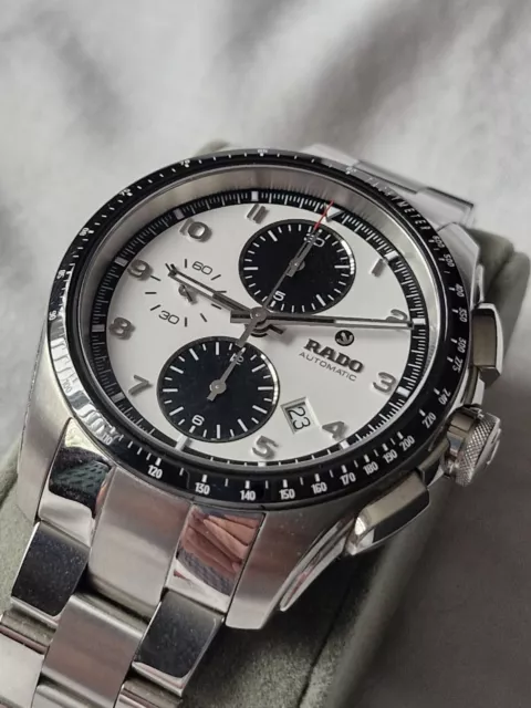 R32042103 store