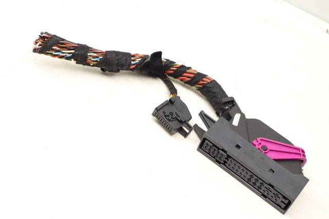 2003-2014 AUDI TT COUPE MK2 - BOSE Amplifier / AMP WIRE Connector 4E0971636B