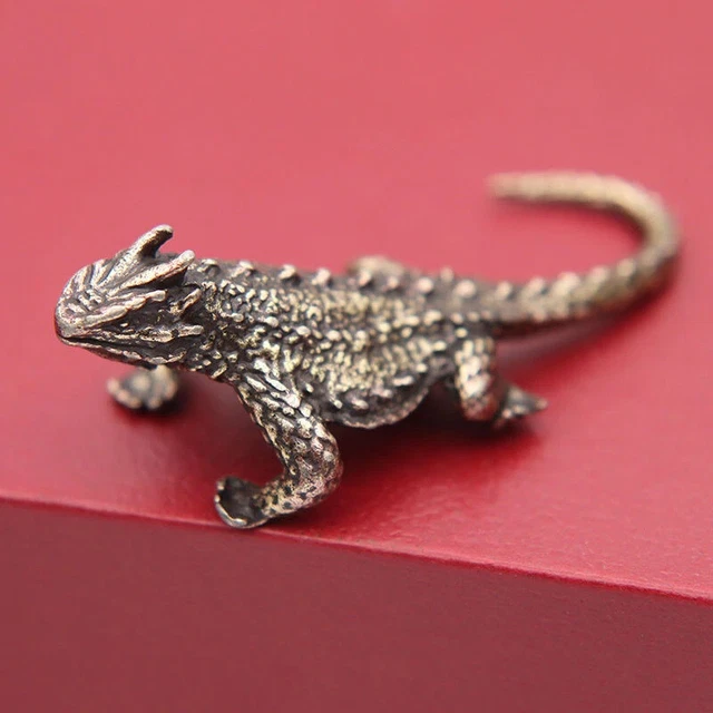 Metal Reptile Figurine Desk Ornament Mini Lizard Statue Sculpture Terrarium Pet
