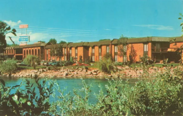 Postcard Boise, Idaho: Rodeway Inn of Boise, 29th and Chinden Boulevard