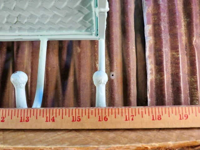 Vintage Retro Cast Iron Metal Shelf Hook Rack, Rose Petals, Coat Rack, Hat Rack 7
