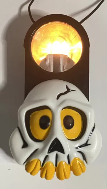 Good Things Trick Or Treat Skull Skeleton Flashlight Necklace Works VTG 1996