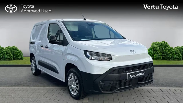 2026 TOYOTA PROACE 1.5D 100 Icon Van PANEL VAN DIESEL Manual £22,794.00 ...