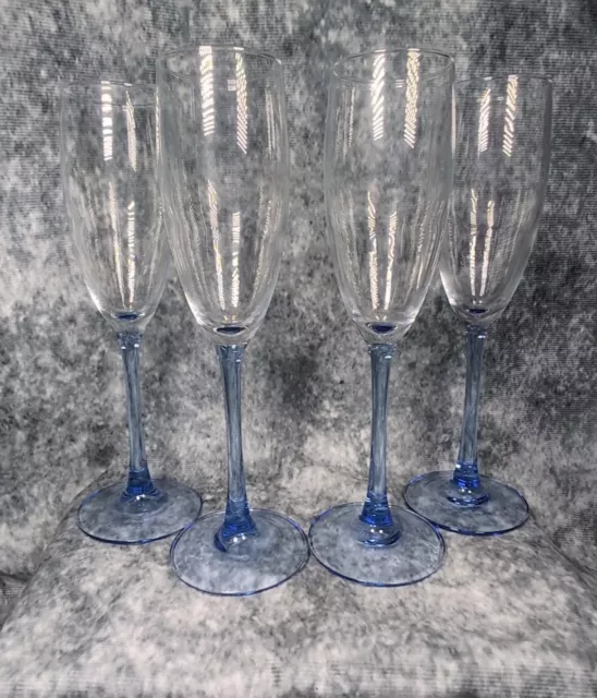 Set Of 4 Sapphire Blue Tall Luminarc France Long Stem Champagne Flutes