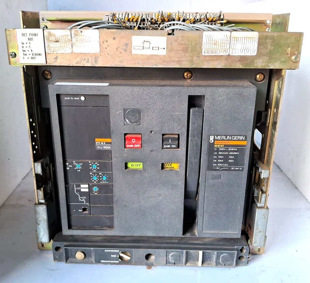 MERLIN GERIN MASTERPACT M16 N1 Circuit Breaker STR 38 S 1000V AC 1600 ...