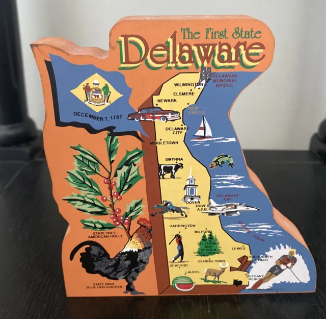 Cat's Meow Delaware State Map Wood Shelf Sitter