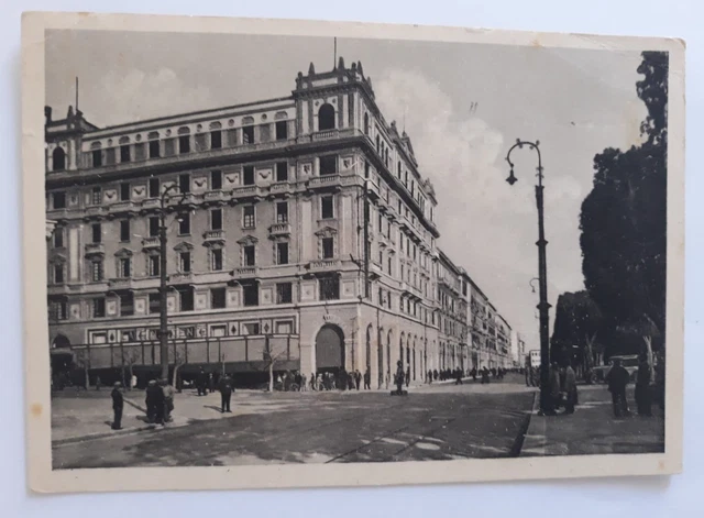 Cagliari - Palazzo Rinascente e Via Roma  - viaggiata 1951 - formato grande