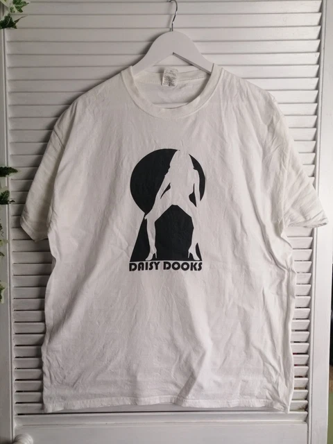 Daisy Dooks Logo Fruit of the Loom USA Graphic T Shirt