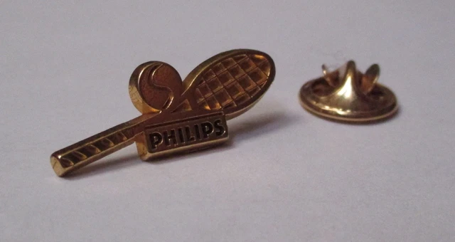 pin's boisson bière / bières du monde (doré signé drago) longueur: 2,5