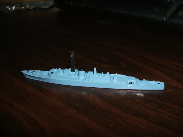 Tri-ang Minic 1:1200 Scale Warship - M789 - HMS Virago