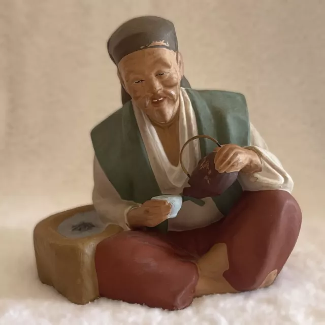 JAPANESE HAKATA URASAKI DOLL 1950s OLD MAN DRINKING TEA