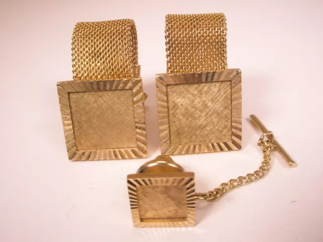 Diamond Cut Gold Tone Wraparound Mesh Watchband Vintage Cuff Links & Tie Tack