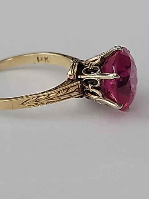 Vintage 14k Gold Rings Size6.75-7 Crown Setting w/ Unknown Ruby Looking Stone