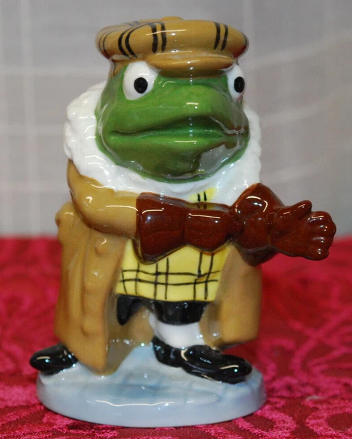 WADE WIND IN the Willows Toad 2000 Wade International Collector's Club ...