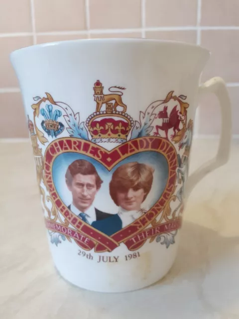 PRINCE CHARLES AND LADY DIANA SPENCER ROYAL WEDDING MUG - 29th JULY 1981.