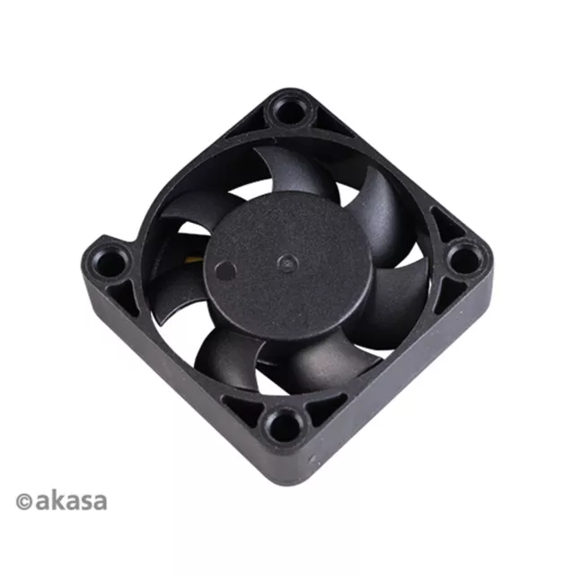 Akasa 4cm 40mm Black PC Chassis Fan with 3-Pin 12v 40x40x10mm 5400rpm 5.52CFM