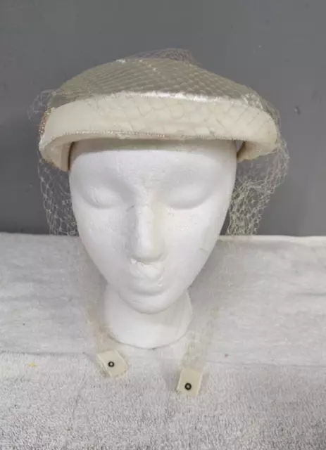 Vintage Women's Ivory 1950s or 60s Bridal Bird Cage Hat Wedding Hat