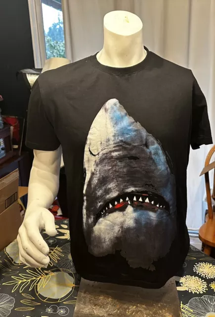 Givenchy Shark Tee “Slim Fit” Mens Size Medium