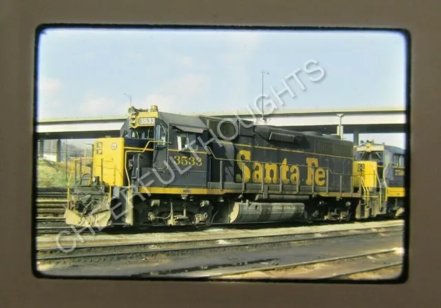 Original '73 Kodachrome Slide ATSF Santa Fe 3533 GP38        33Q28