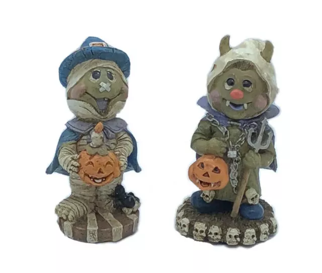 Halloween Figurines Lot Set Pair Cute Costumes Devils Trick-Or-Treaters Pumpkins
