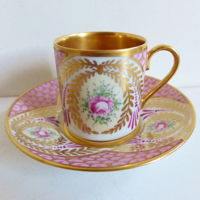 TASSE LITRON en PORCELAINE de LIMOGES décor SEVRES PEINT MAIN intérieur OR (#7)