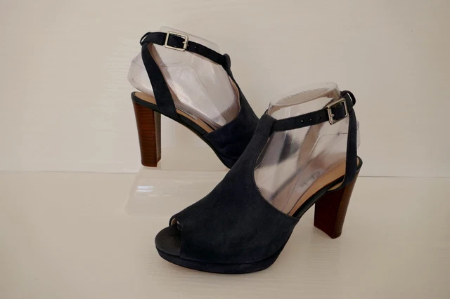 Clarks kendra sienna wide on sale fit