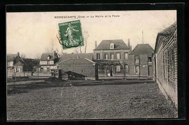 CPA Romescamps, La Mairie et la Poste 1908