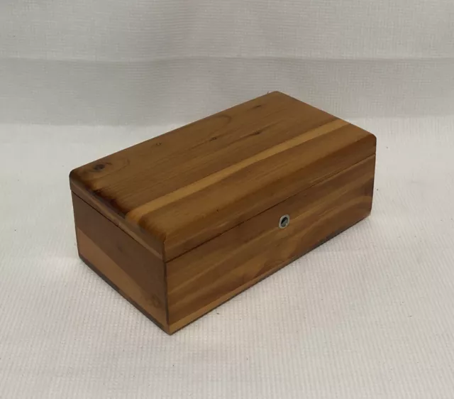 Miniature LANE CEDAR CHEST Girl Grad Promotion Wooden Box Nye Furn Oglala, NE