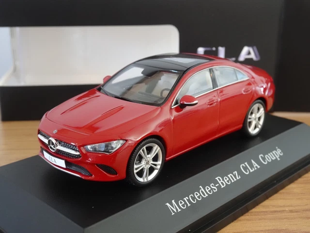 【SPARK】Mercedes-Benz C-Coupe DTM #S17 Spark 1/43 Mercedes-Benz C-Coupe DTM S17 Diecast Model Car