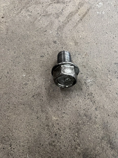 400ex oil tank drain bolt *17