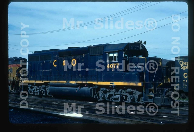 Original Slide C&O  Chesapeake & Ohio GP40 4077 Cleveland OH 1985