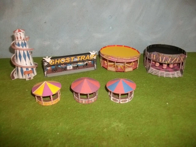 FAIRGROUND MODEL OO Scale Model Railway Funfair 00 Gauge Set 1 Starter ...