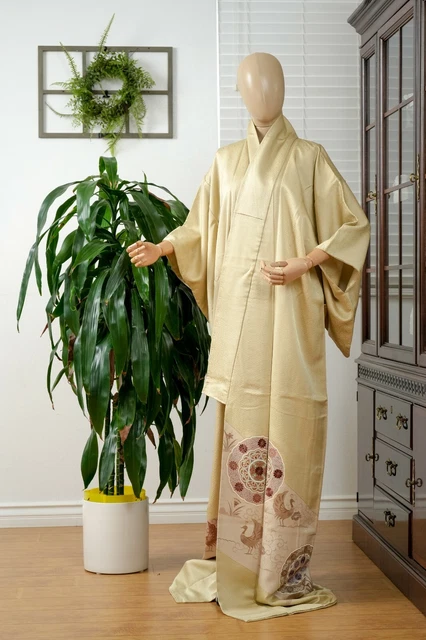 Dear Vanilla Japanese Silk Kimono Women's Robe Gown Authentic Japan Vintage Mint