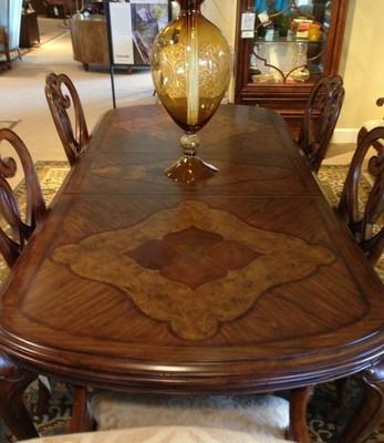 Thomasville Furniture Cassara Dining Set, Table, Chairs & Curio 5